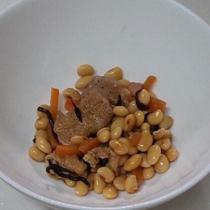 水玉模様さん、レポありがとうございます♥️ひじきが少なかったので、大豆を足して煮てみました☘️
とてもおいしかったです♪
素敵なレシピ、感謝です(*ﾟー^)